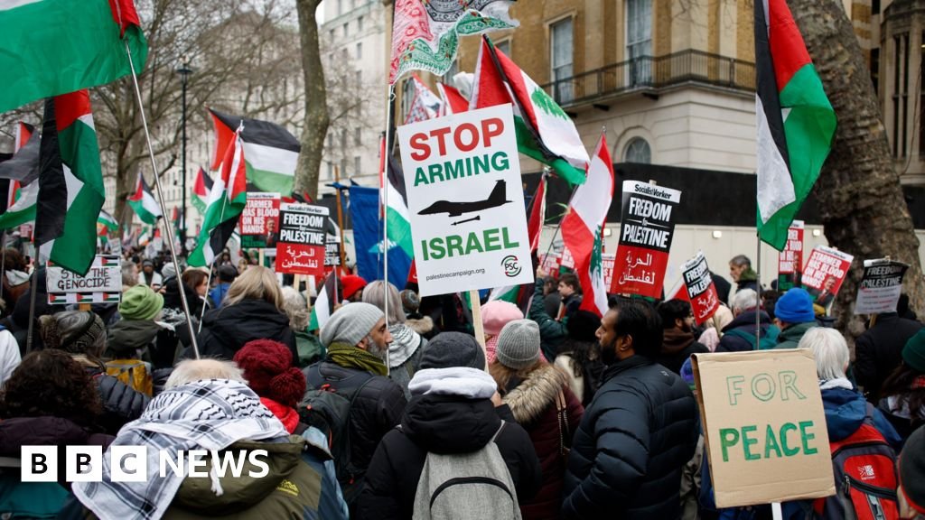Thousands attend pro-Palestinian rally in London