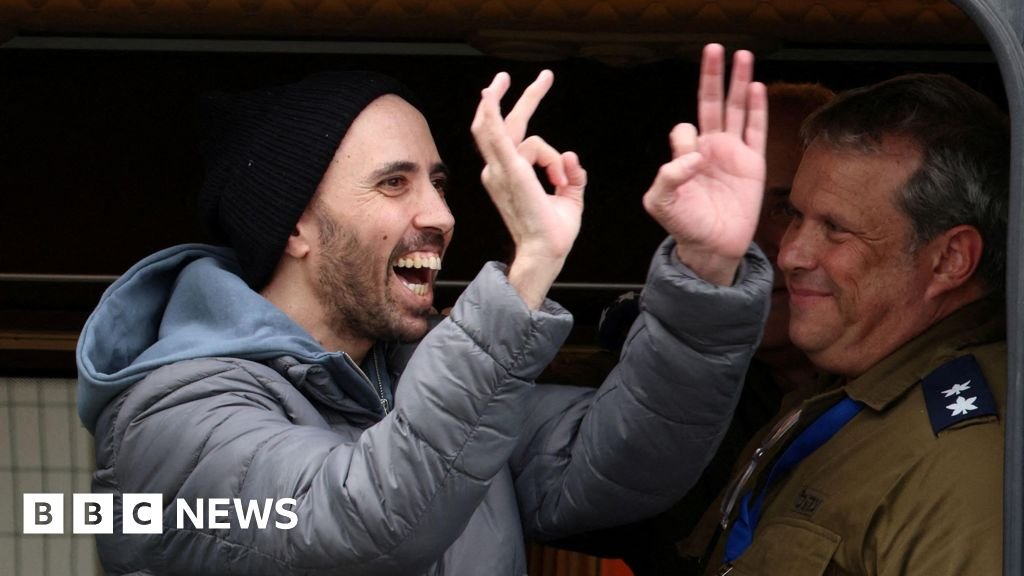 Six Israeli hostages freed ahead of Palestinian prisoner release