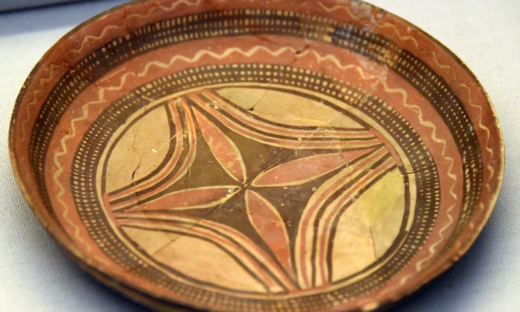 Ancient Math Hidden in Oldest Known Floral Pottery