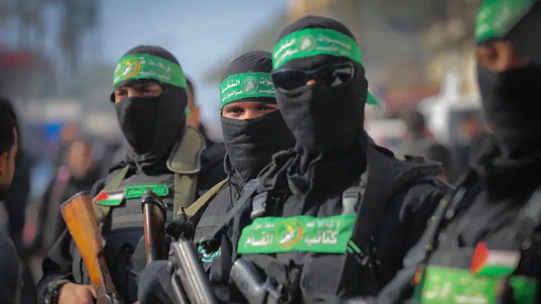 Hamas seeks to integrate 10,000 terrorists into Gaza administration