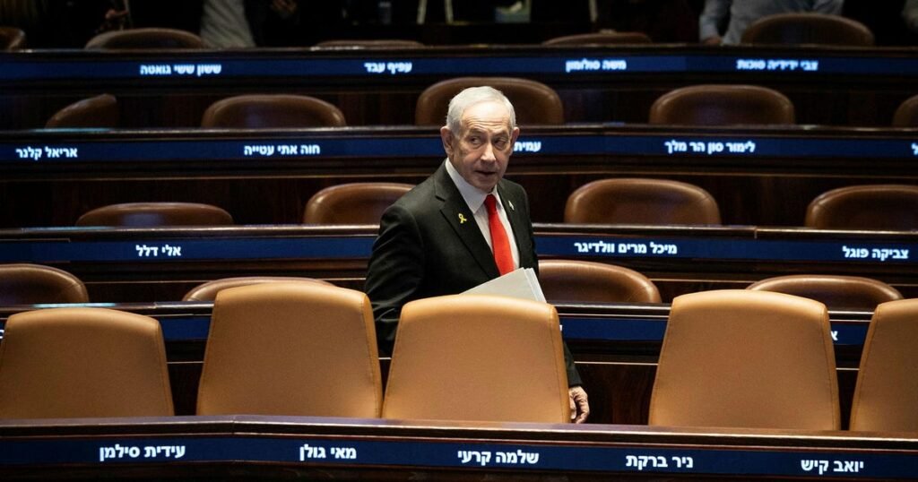 Poll: Netanyahu’s Likud Drops a Seat, Opposition Short of Majority Without Arab Parties