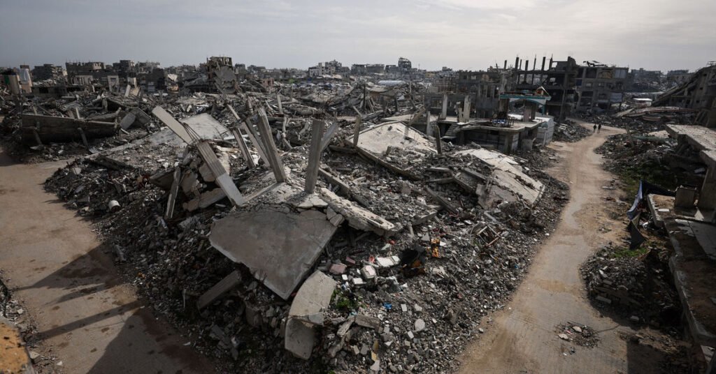 For Palestinians returning to Gaza, a bittersweet reunion