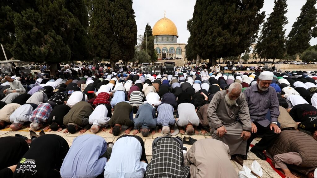 Israel: 10,000 Palestinians to visit Temple Mount every day
