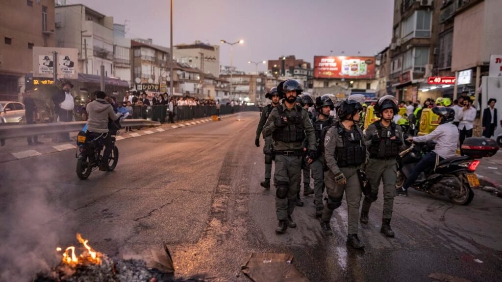 Police extend arrest of ultra-Orthodox rioters